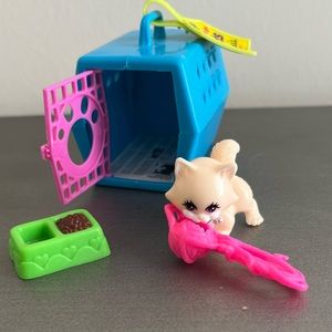 Vintage Littlest Pet Shop Kenner Playful Kitten with Snuggling Crate